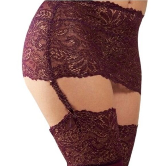 Savage X Fenty By Rihanna Romantic Corded Lace Garter Skirt Size M NEW Flirty - Picture 1 of 5